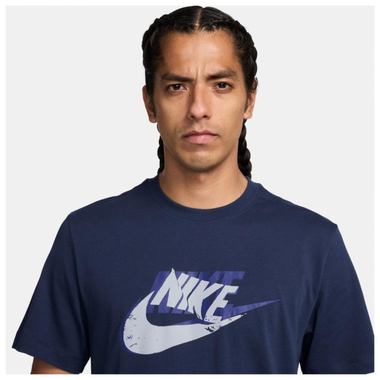 Nike Ανδρική κοντομάνικη μπλούζα Sportswear Futura Nike Ανδρική κοντομάνικη μπλούζα Sportswear Futura